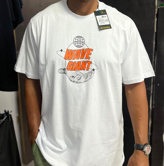 Camiseta Wave Giant World